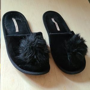 Black slippers